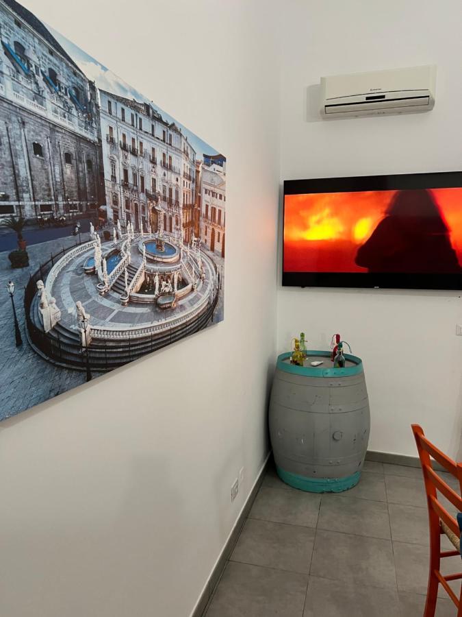 La Casa Di Bella Hotel ปาแลร์โม ภายนอก รูปภาพ