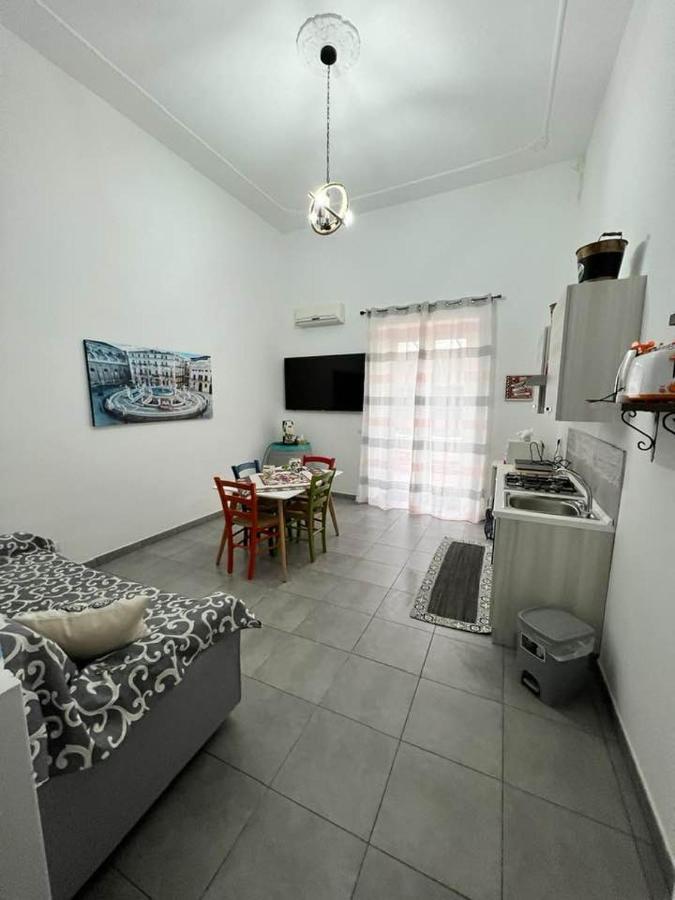 La Casa Di Bella Hotel ปาแลร์โม ภายนอก รูปภาพ