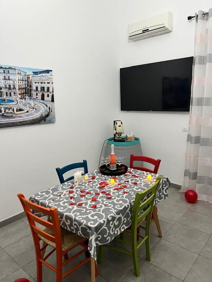 La Casa Di Bella Hotel ปาแลร์โม ภายนอก รูปภาพ